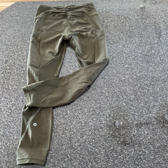 Lululemon Tights / Leggings, size 6, olive green - Picture 7 of 7